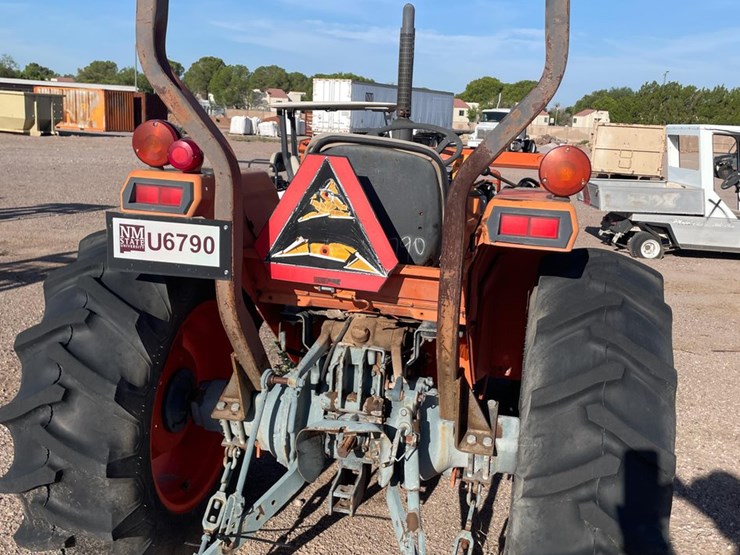 kubota-l2850-image-4