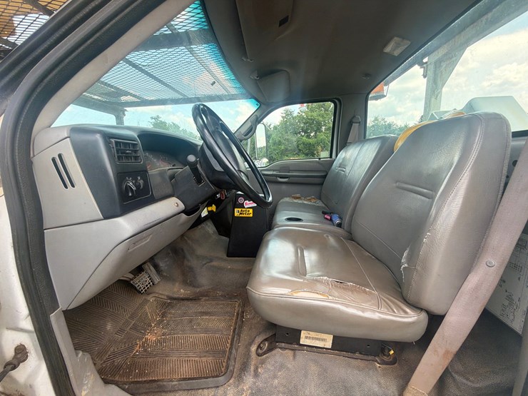 2001-ford-f750-image-5