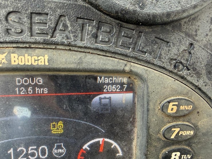 2017-bobcat-e32i-image-22