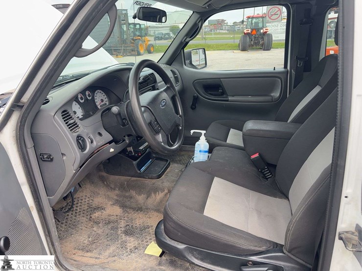 2011-ford-ranger-image-11