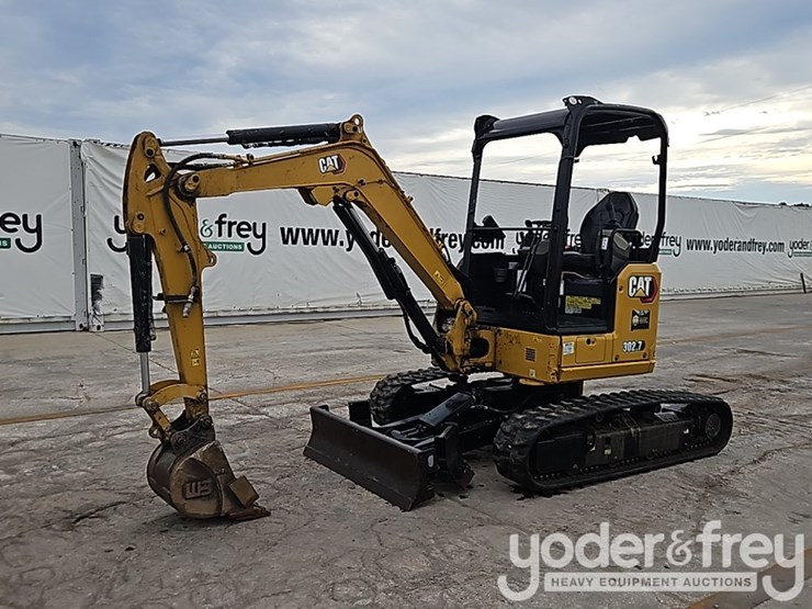 2023-caterpillar-302.7cr-image-1