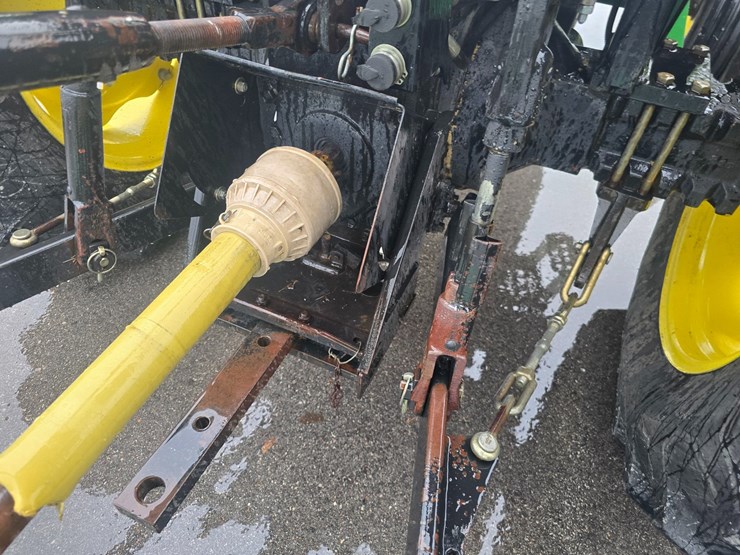 john-deere-5200-image-38