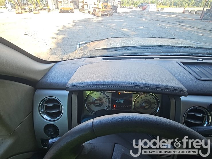 2009-ford-f150-lariat-image-35