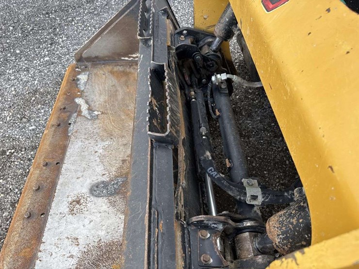 caterpillar-259d3-image-6
