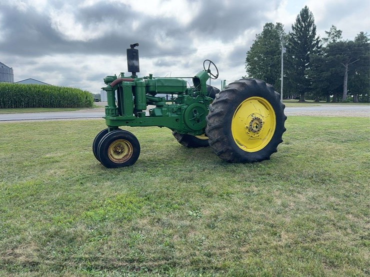 john-deere-730-image-1