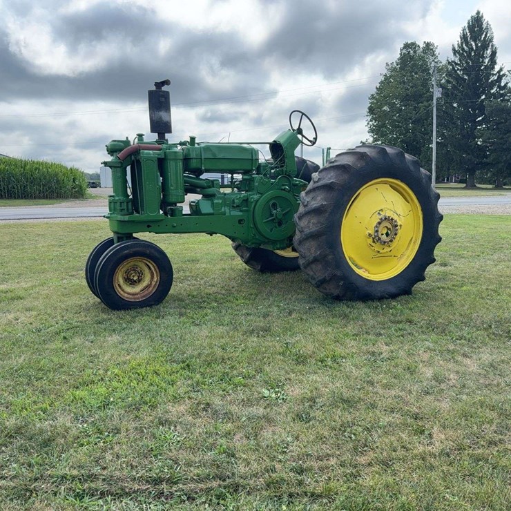 JOHN DEERE 730