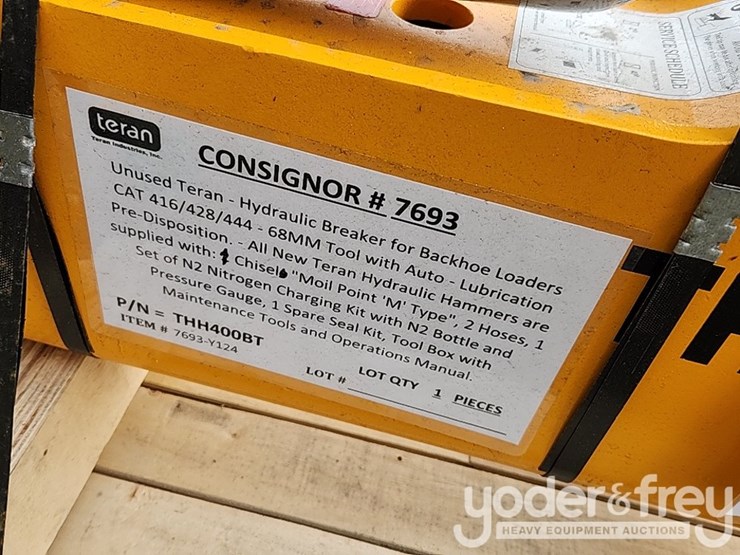 caterpillar-416-image-11