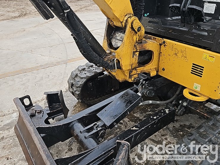 2023-caterpillar-302.7cr-image-20