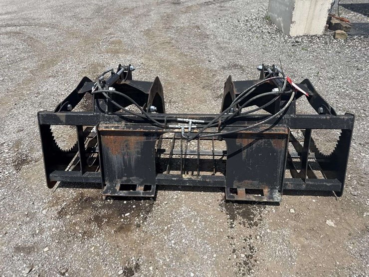 74in-skid-steer-grapple-image-3