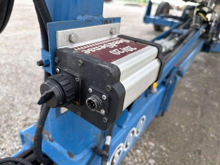 kinze-2600-image-12