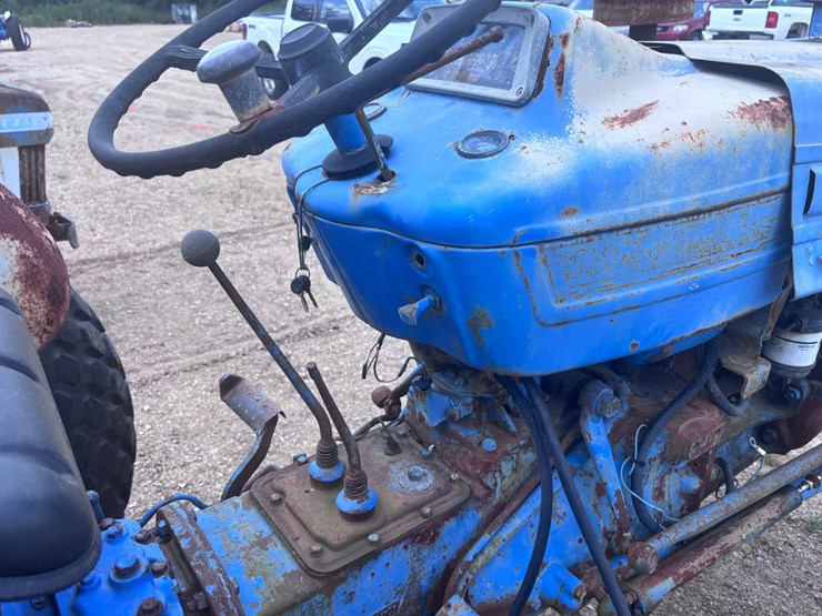 ford-3000-image-9
