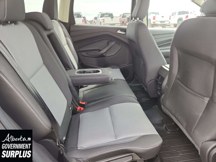 2019-ford-escape-se-image-25