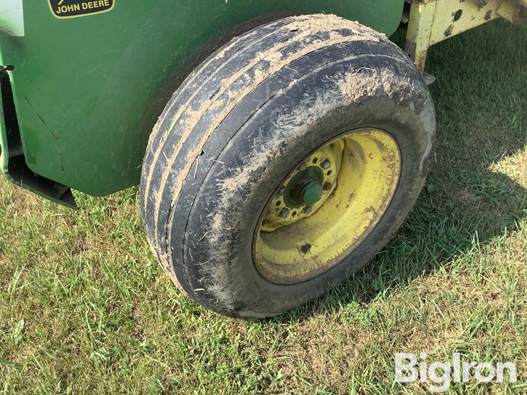 john-deere-3960-image-11