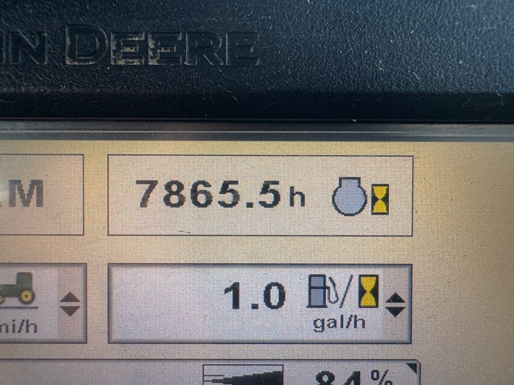 john-deere-8285r-image-47