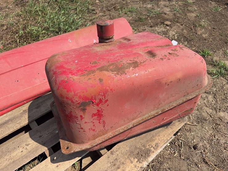 farmall-450-sheet-metal-image-10