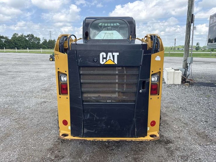 caterpillar-236d-image-4
