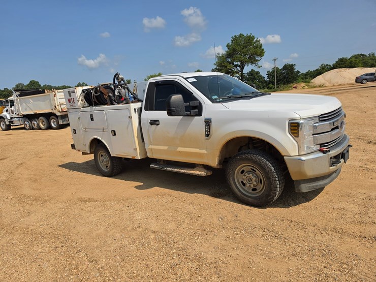 2018-ford-f250-image-22