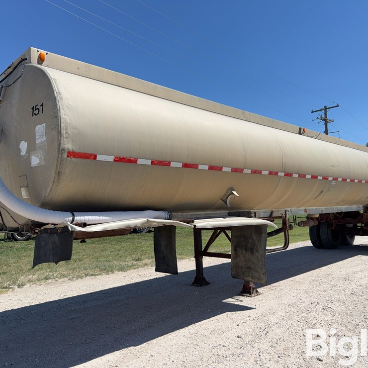 1975 TRAILMOBILE TRAILER