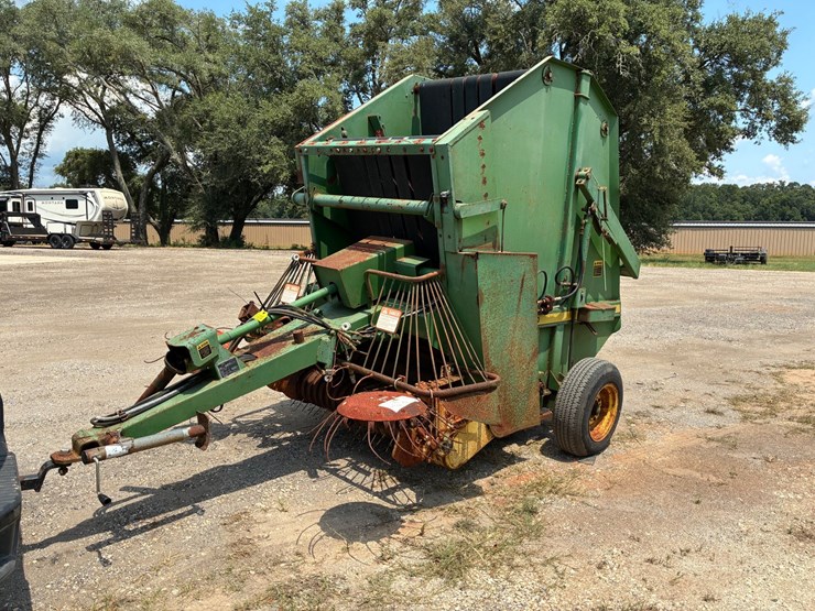 john-deere-410-image-4