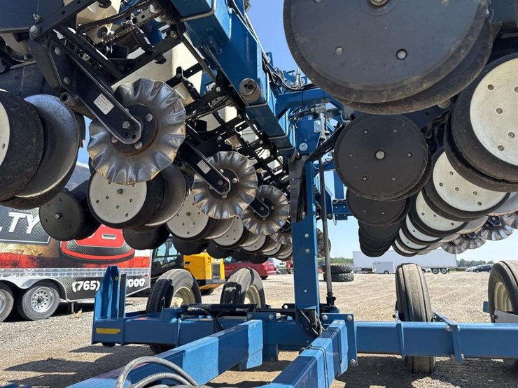kinze-3500-image-18