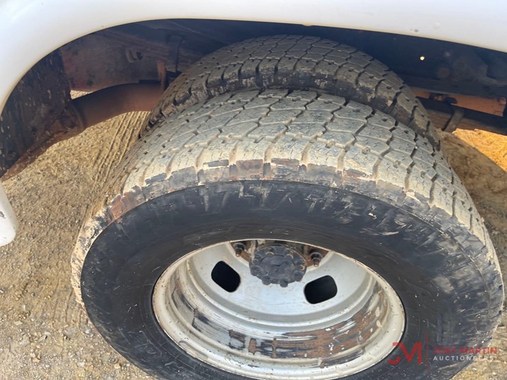 2018-ford-f350-xl-image-9