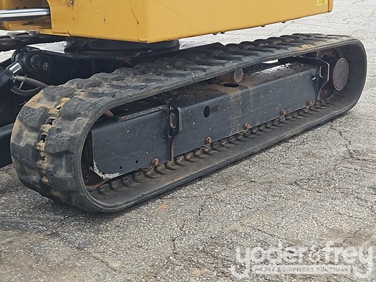 2023-caterpillar-306-cr-image-16