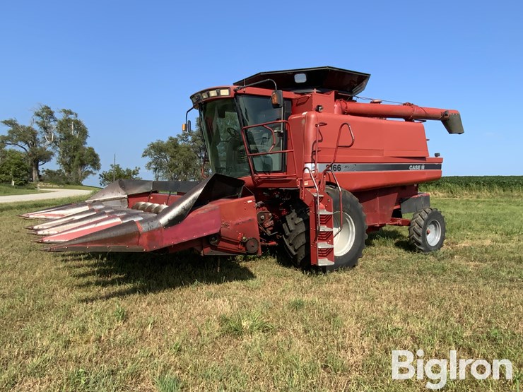 1996-case-ih-2166-image-1