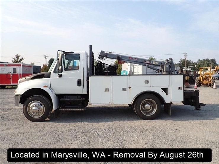 2003-international-durastar-4300-image-4
