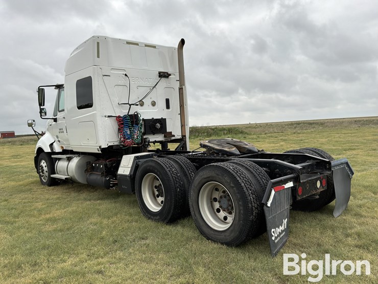 2010-international-prostar-image-7