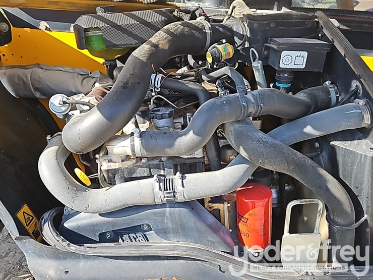 2017-jcb-507-42-image-23