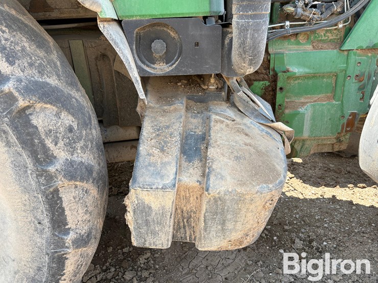 2007-john-deere-8330-image-18