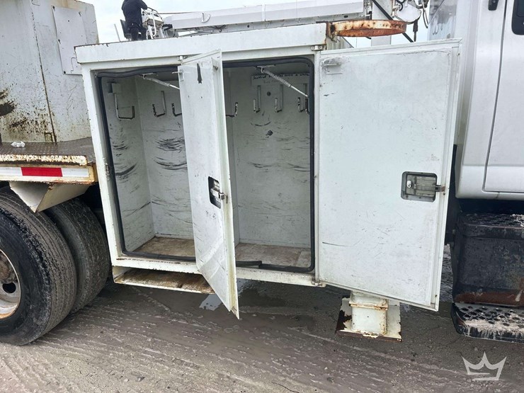 2005-altec-d947-image-20