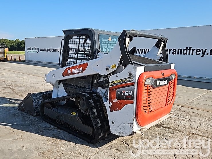 2024-bobcat-t64-image-4