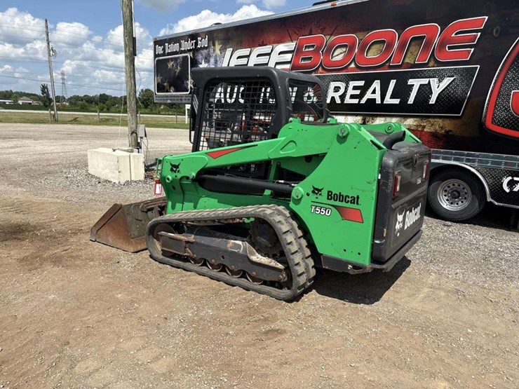2020-bobcat-t550-image-2