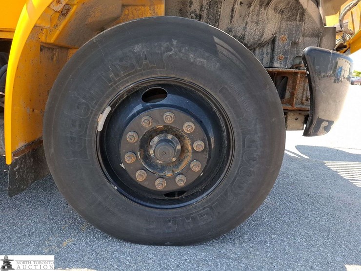 2011-international-durastar-4300-image-20