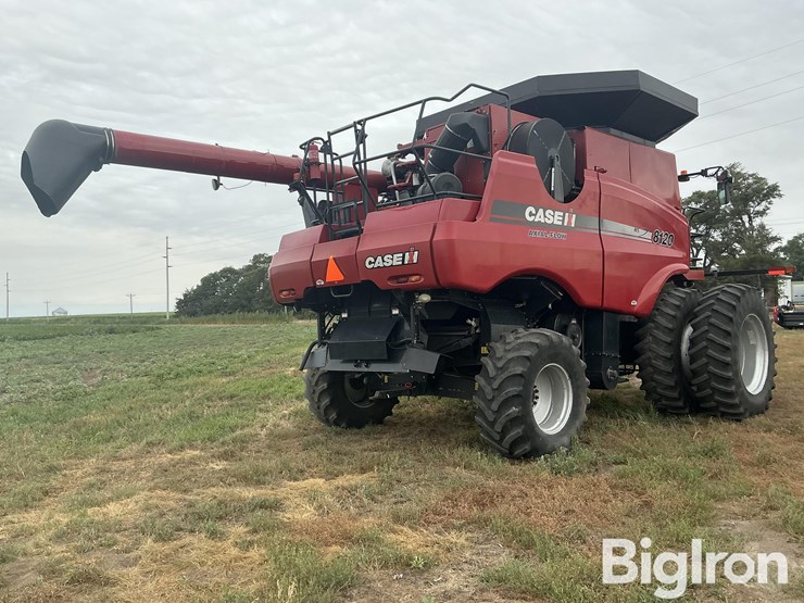 2011-case-ih-8120-image-5