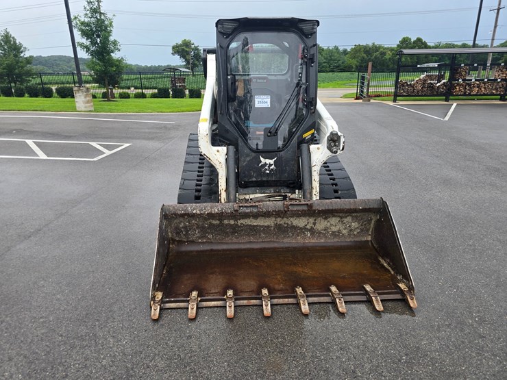 2021-bobcat-t64-image-19