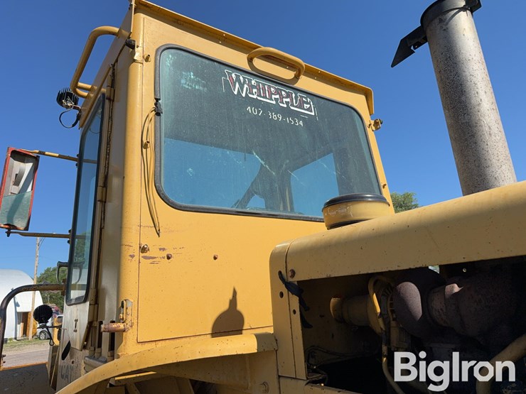 caterpillar-950-image-16