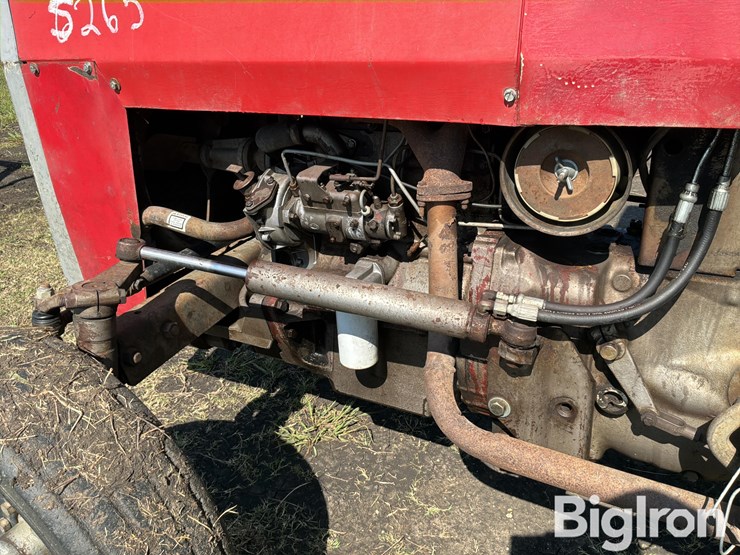1978-massey-ferguson-135-image-18