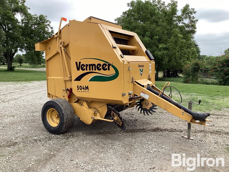 2012-vermeer-504m-classic-image-3