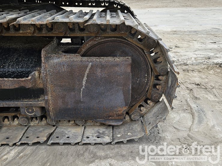 caterpillar-311c-image-23