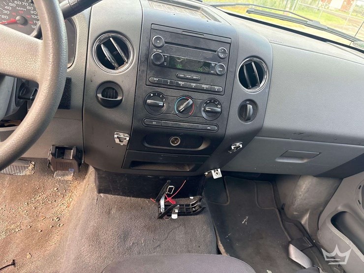 2004-ford-f150-image-19