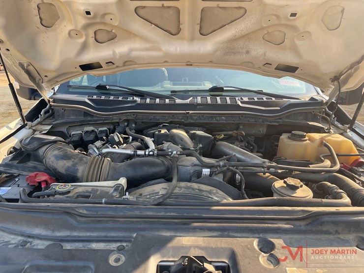 2018-ford-f350-xl-image-13