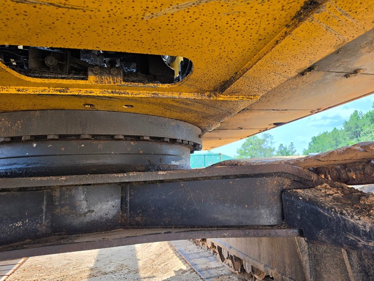 2018-deere-470g-lc-image-130
