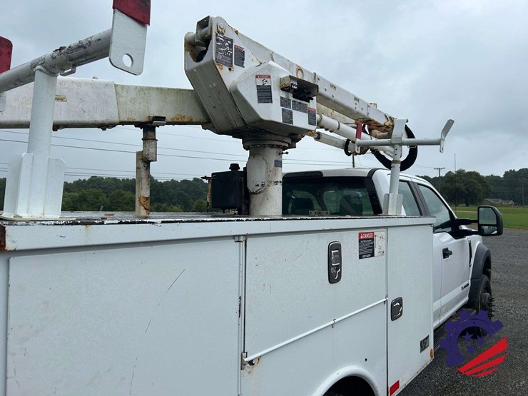 2017-ford-f550-xl-image-5