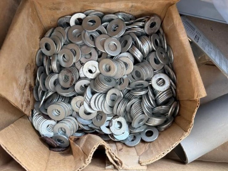 miscellaneous-conduit-parts,-washers,-plumbing-image-3