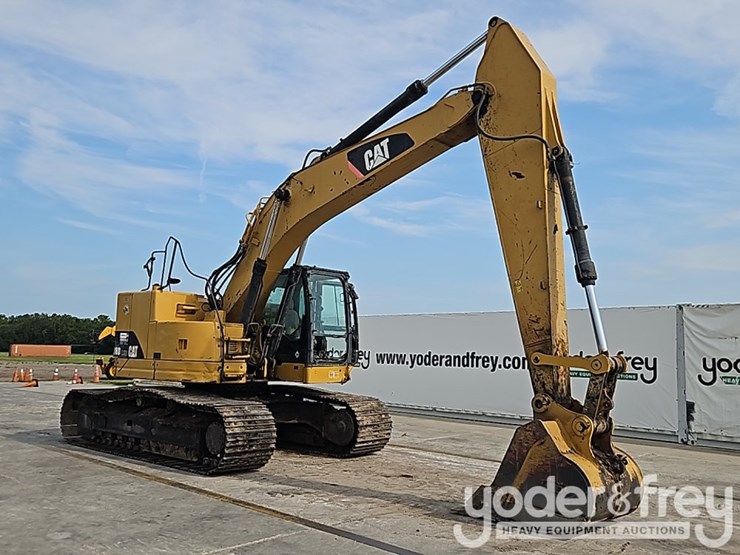 2013-caterpillar-328d-lcr-image-7