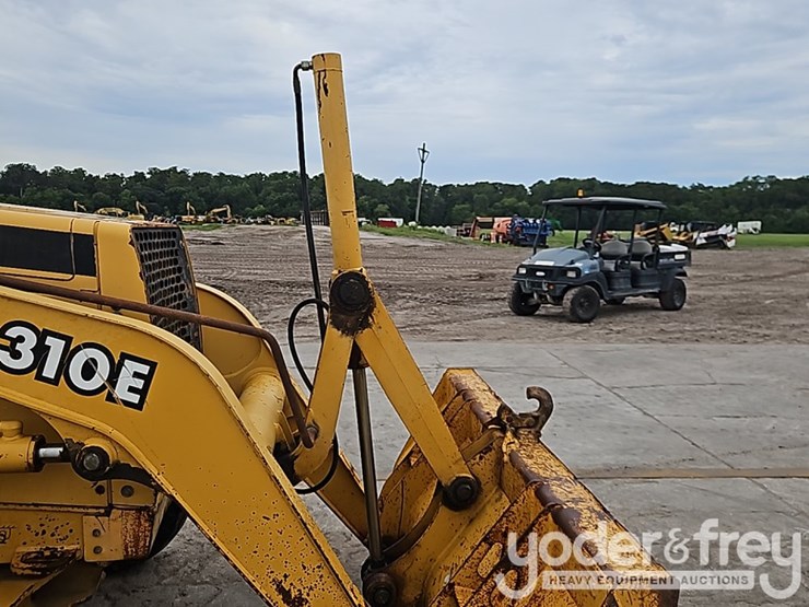 deere-310e-image-11