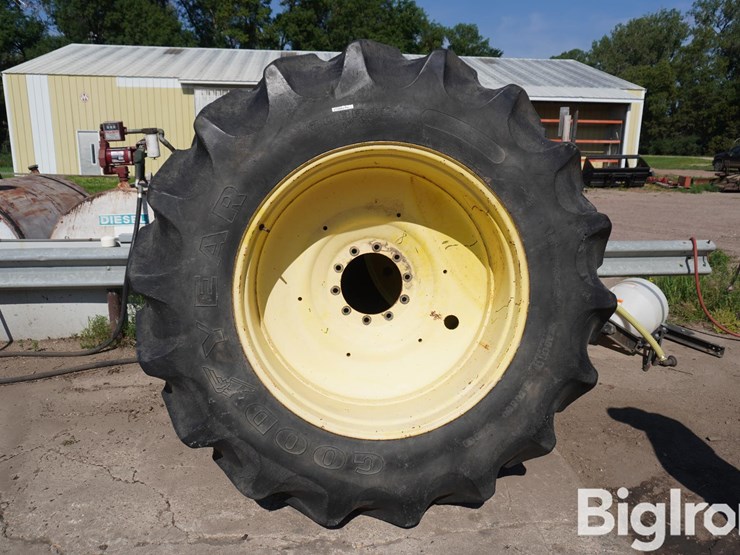 20.8r42-tires-&-rims-image-5