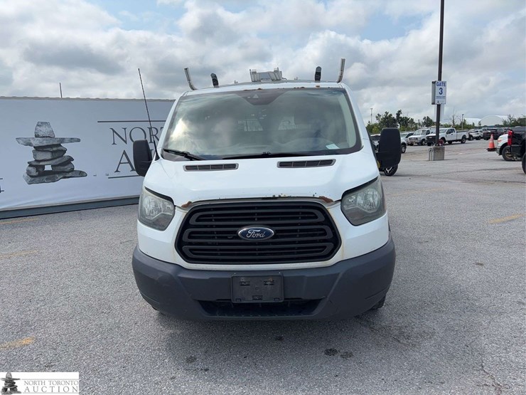 2016-ford-transit-image-2